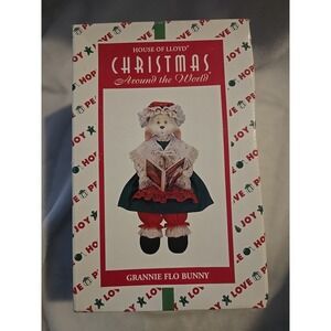 House of Lloyd Grannie Flo Bunny Porcelain Rabbit Christmas Around The World New